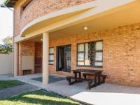 Cottage 8 - Two-Bedroom House