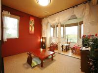 Japanese-Style Room