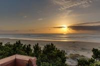 Seadrifter Oceanfront Beach House - B&B