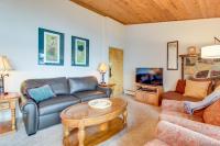 Bay Point Lakefront 1B Up - B&B