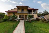 Alex's Guest House - Bed and Breakfast Zemo Alvani