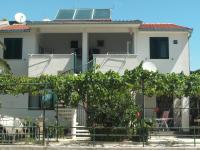 Apartments Jure - B&B Rogoznica