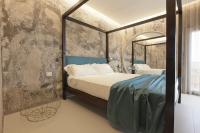 Deluxe Double Room with Balcony and Sea View