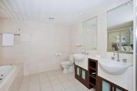 Two-Bedroom Ocean Front with Spa Bath (4324)
