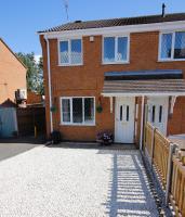 Hinckley Home Sleeps 5 Complete House - Chambres d’hôtes Leicester