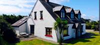 Gunpoint Lodge, Schull, West Cork with Private Pier