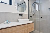 Appartamento con 2 Camere da Letto e Vista Mare