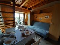 One-Bedroom Apartment - Loft - (5 Adults)