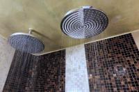 Purer Luxus in Zwickau Planitz - Exklusive Ferienwohnung für bis zu 10 Personen! - Chambres d'hôtes Zwickau