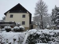 Apartment mit Balkon