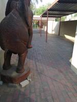 Naisar's Apartments Primrose,Johannesburg - B&B Johannesburg