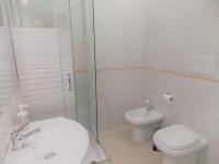 Deluxe Room (2 Adults + 1 Child)