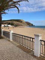 Luz casas- BayLuz apart,pool,beach, tennis, wifi,aircon - B&B Senhora da Luz