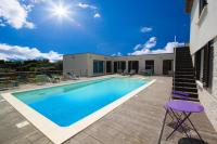 HISTOIRE D'Ô - Les Piscines - Chambres d'hôtes - B&B Bezouce