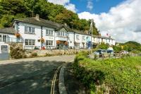 Fal River Cottage - B&B