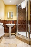 Chambre Familiale avec Douche