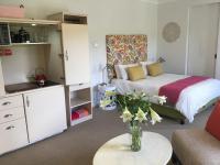 Apartment mit Balkon