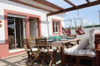 Number 10 Beach House - Ferienwohnung A dos Cunhados