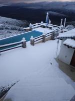 ZenTerra Country house with prive swimming pool and view - B&B Matésion