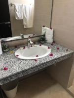 Apartment with Garden View