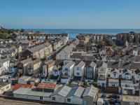 B&B Exmouth - Sunnymead Penthouse, Exmouth - Bed and Breakfast Exmouth