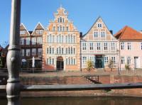 Moderne 2-Zimmer Wohnung! WLAN und Netflix inklusive! Zentral gelegen in der historischen Altstadt! - Ferienwohnung