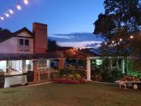 B&B Envigado - Hotel Casa Madero - Bed and Breakfast Envigado