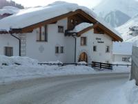 Chasa Vaidum by MEIN SAMNAUN - MOUNTAIN HOMES - B&B Samnaun