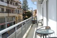 Botonis Bright Spacious Apartment - B&B Chionáto