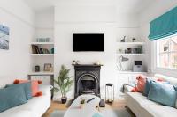 Secret City Courtyard Cottage Within Chester City Walls - B&B Chester