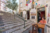 Spacious Alfama Duplex, By TimeCooler - B&B Lisbon