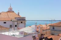 Spacious Alfama Duplex, By TimeCooler - B&B Lisbon