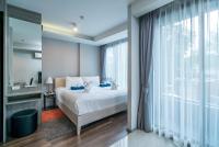 Apartment with Shower