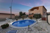 Villa Nea ZadarVillas - Ferienwohnung Knežević