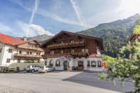 B&B Neustift im Stubaital - Hotel Garni Pfandl - Bed and Breakfast Neustift im Stubaital