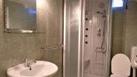 Zweibettzimmer mit Zustellbett