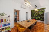 Work Sleep Live Melbourne - B&B Melbourne