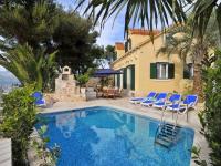 Deluxe Villa Sirena on the beach with Pool - B&B