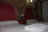 Doppel- oder Zweibettzimmer