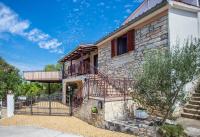 Villa Michelle - Bed and Breakfast Karojba