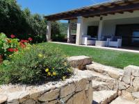 La Sima villa con piscina vista mare San Pantaleo Sardegna - Chambres d'hôtes San Pantaleo