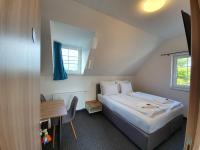 Deluxe Double Room with Extra Bed
