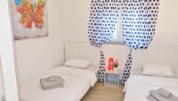 Two-Bedroom Apartment with Pool View - Ground Floor
