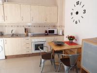 Lovely, Quiet Downtown-Beach w Balcony - B&B Fuengirola