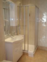 Ampio Appartamento con 2 Camere da Letto e Terrazza