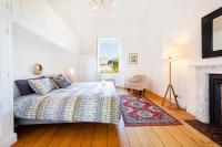 Elegant Period Clifton Balcony Apt - Simplycheckin - B&B Bristol