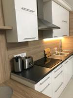 Bervia Apartman - B&B Szombathely