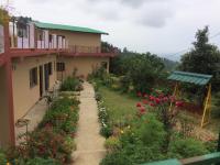 Rooptara Valley Luxury Cottage Majkhali Himalaya - Chambres d’hôtes Rānīkhet
