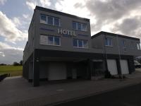 B&B Gelnhausen - Hotel Am Spielacker - Bed and Breakfast Gelnhausen