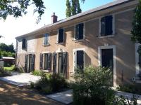 Appartement Pierres de Loire- Linge inclus -1er étage - B&B La Bohalle